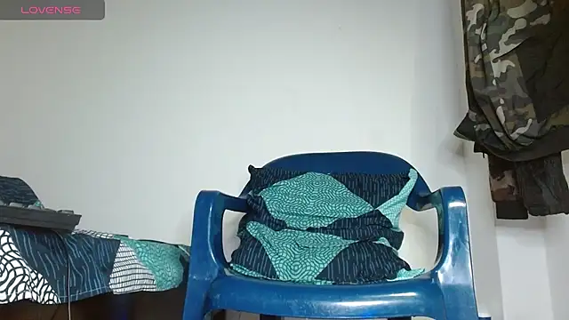 צ'אט XXX בשידור חי של Max_Steel369