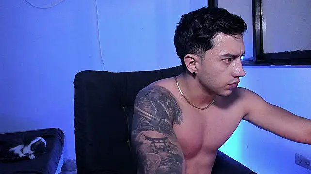 Онлайн чат XXX Axel_hendrick