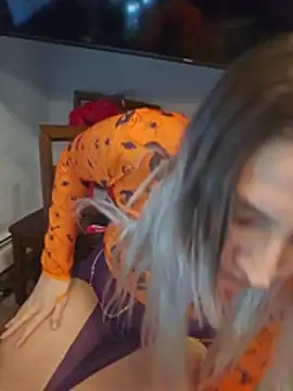 XXX chat uživo modela ScarletsWeb