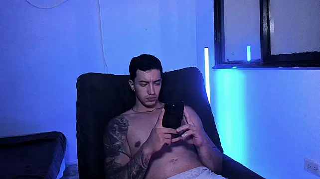 Axel_hendrickのライブXXXチャット