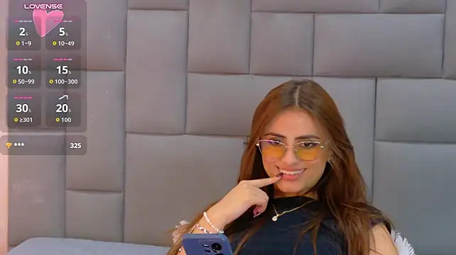 Chatroom XXX en direct de Ariaa_Collins