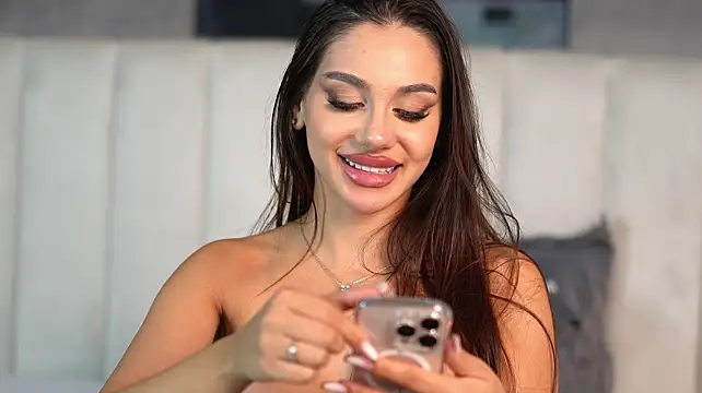 NinaSolle Chat XXX live