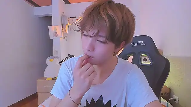 Sweet_Allan 即時 XXX 聊天