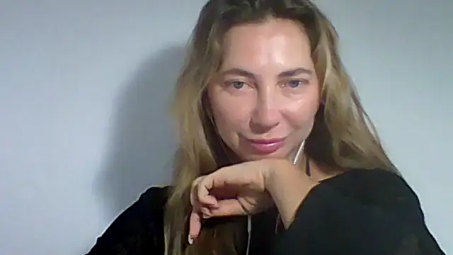 Ambrissia Live XXX-Chat