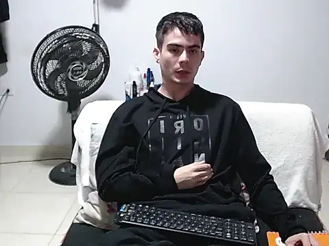 Chat +18 de Zac_Efront ao vivo