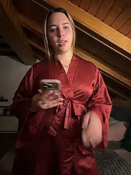 Chat XXX en directo de Naomi-Klein