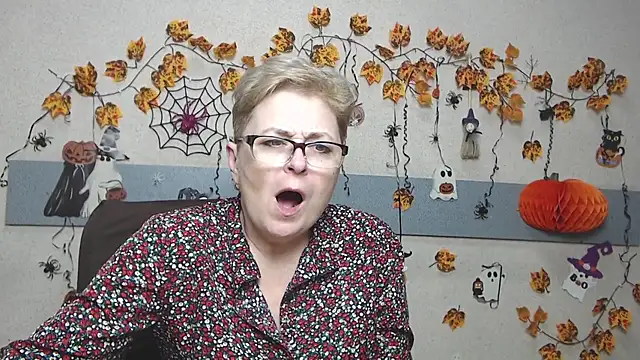 Chatroom XXX en direct de EmiliaGree