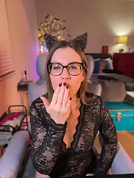 Chat +18 de MaiseKnox ao vivo