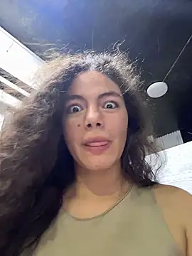 ariferrero's Live XXX Chat