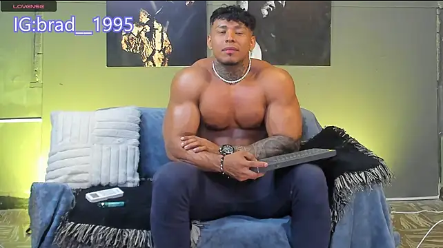 XXX chat uživo modela bradley_smith