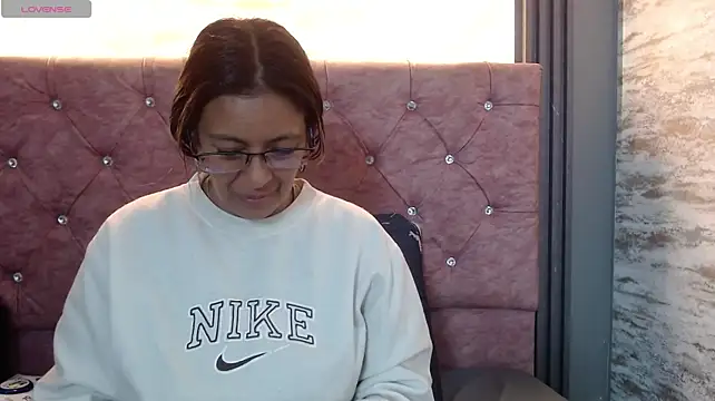 sami29_'s Live XXX Chat