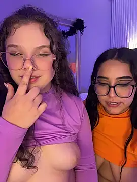 KatlynRous' Live XXX Chat