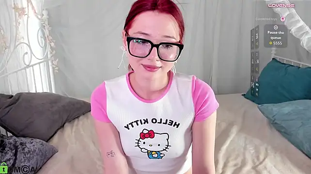 Lessi_Panic Chat XXX live