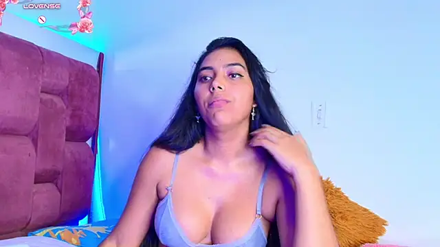 nia_sd élő XXX-chatje