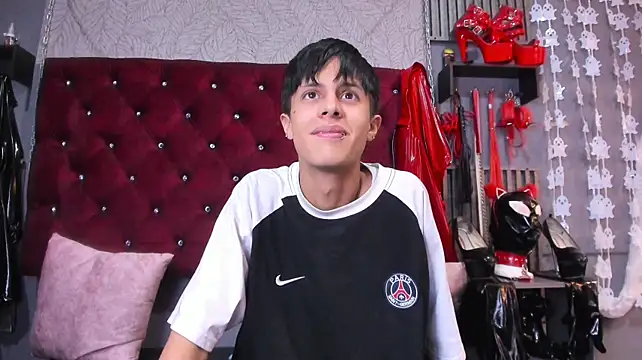 Chat XXX ao vivo de MikeHunteer