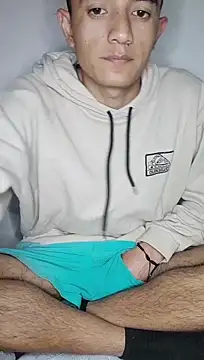Thick_Cock 现场XXX聊天