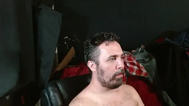 Metalstud – Naživo XXX chat