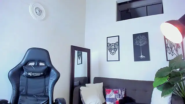 Czat XXX na żywo – Justin_kingX7