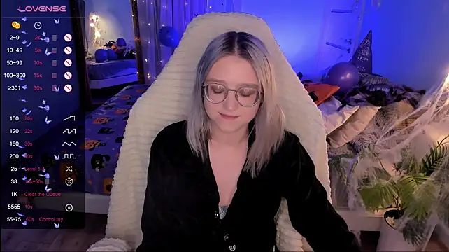 LunarGlow Live XXX-Chat