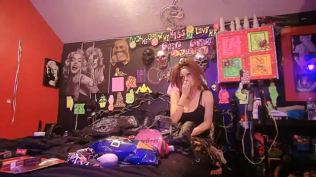 DaddyAndSplashQueen's Live XXX Chat