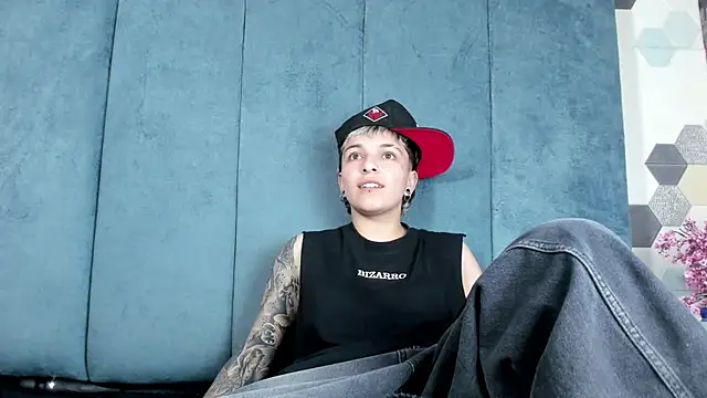 Chat +18 de Megan_Thompson_ ao vivo