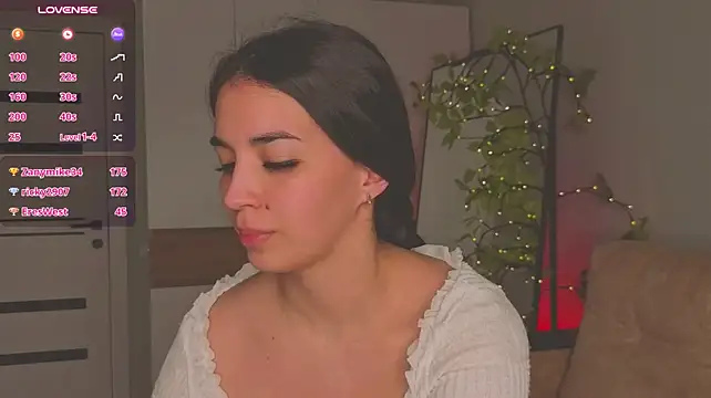 Chat XXX en directo de MollyGilberg