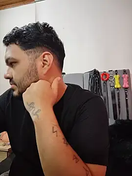 Alejandro_bdsm: διαδικτυακό σόου στην κάμερα