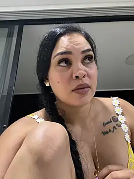 دردشة FOX_LATINA الجنسية المباشرة