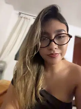 giaa_'s Live XXX Chat
