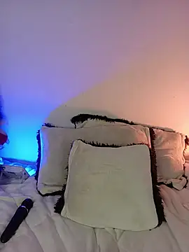 Piafisher_2's Live XXX Chat