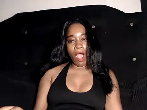 Chat XXX en directo de Cattaleen