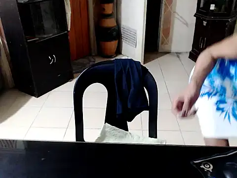 Chat XXX ao vivo de Trish_CurveCock
