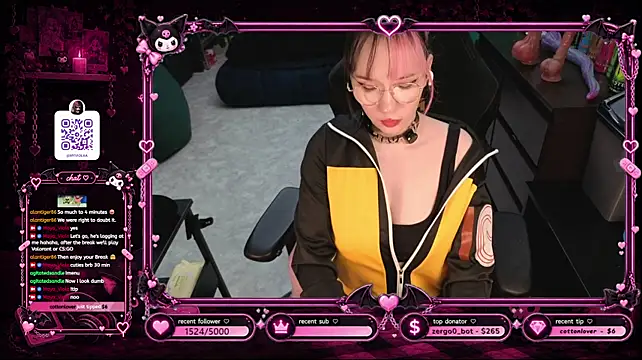 Maya_Viola Live XXX-Chat