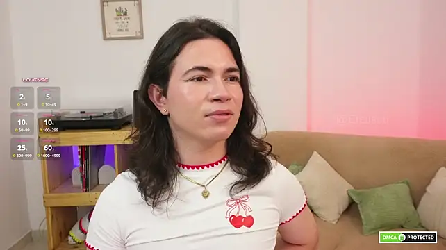 Erelisstrip XXX чат на живо