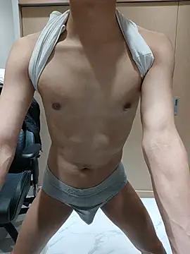 Chat +18 de mochi8802 ao vivo