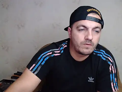 MasterTaylor Live XXX-chat