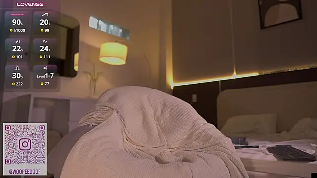 poorpornactor: απευθείας συνομιλία ΧΧΧ