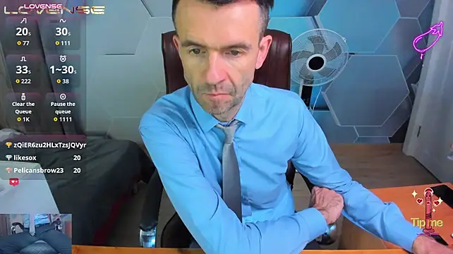 SteveTiger Live XXX-Chat
