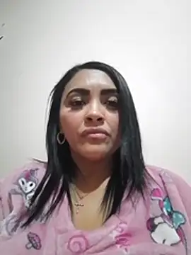 Chat +18 de EstrellaSmmith ao vivo