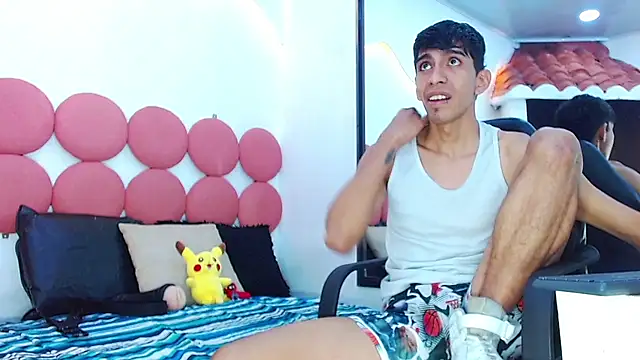 Chat +18 de Drake_Jack ao vivo