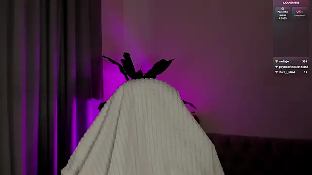 Ice_Strawberry's Live XXX Chat