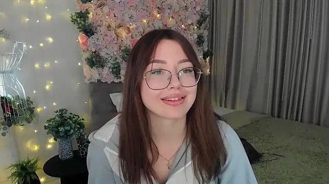 SereneFlame Adlı Modelin Canlı XXX Sohbeti