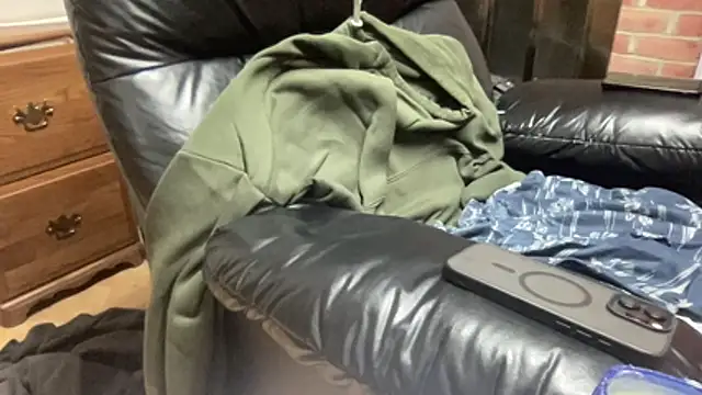 XXX chat uživo modela TRILLAHUNG