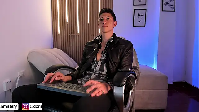 Dorianmistery2322_'s Live XXX Chat