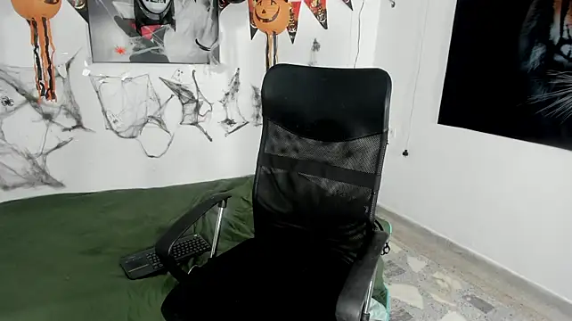 Chat XXX ao vivo de losly_monroe