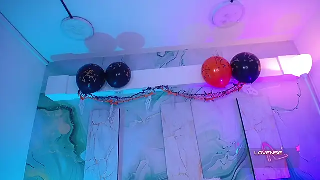 แชท XXX สดของ MylaDreams