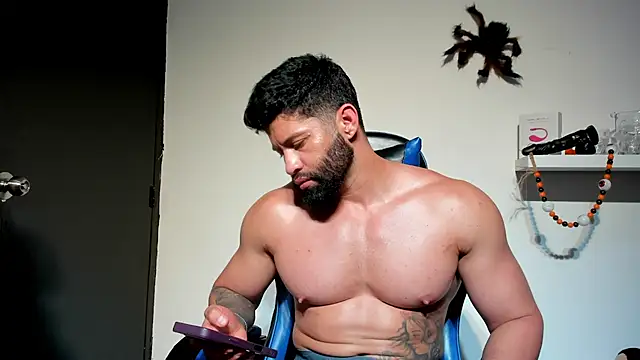 RikyAaron 라이브 XXX 채팅