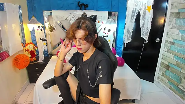 Jav_Frank Adlı Modelin Canlı XXX Sohbeti