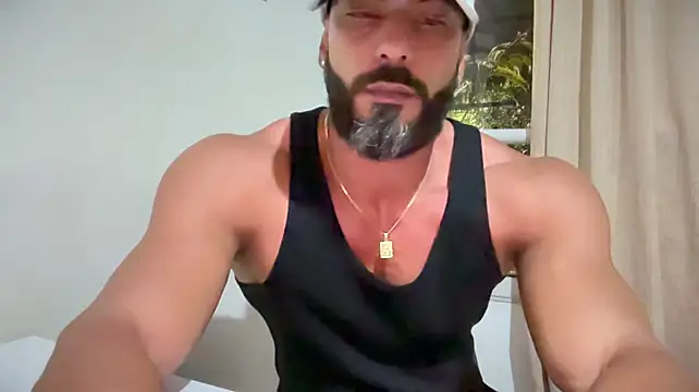 romeolovedark Show in webcam