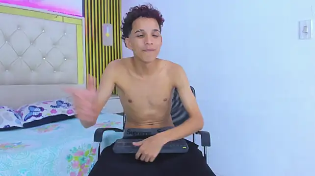 Онлайн чат XXX JustinSecret